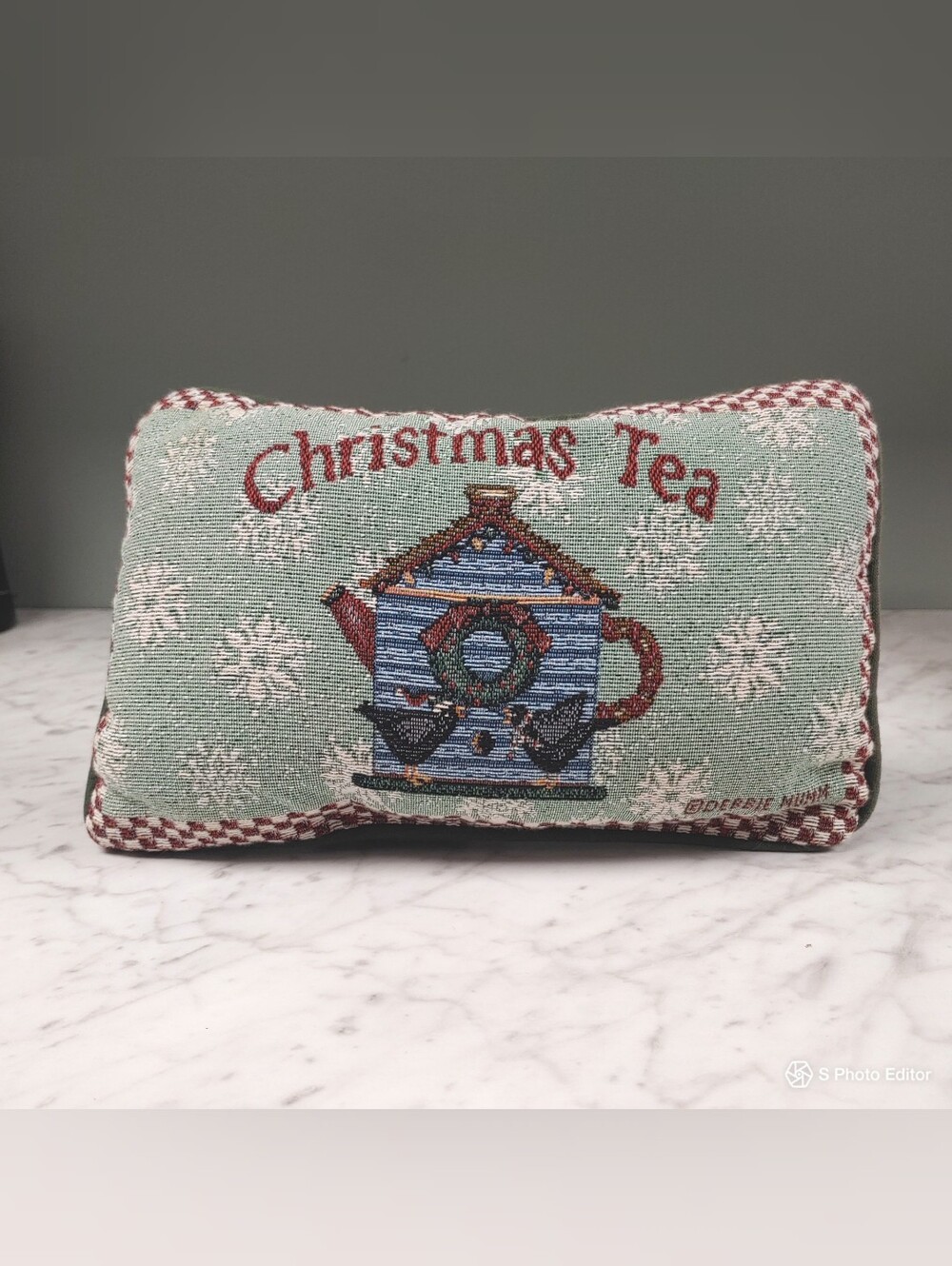 VTG cottage Debbie Mumm tapestry Snowflake Rectangle green Pillow Christmas Tea